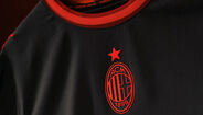 AC Milan apresenta nova camisola com borda vermelha