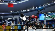 Robôs praticam boxe no World Humanoid Robot Games