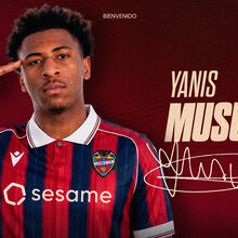 Yanis Musuayi é reforço do Levante de Luís Castro