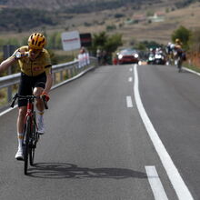 Andreas Leknessund bricht Pogacars Kontrolle und gewinnt die 7. Etappe der Vuelta a España