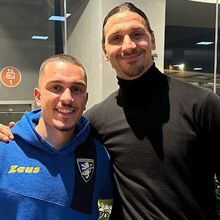 Il Bayern presta in prestito Arijon Ibrahimovic all'Augsburg