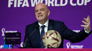 UEFA, CONCACAF e AFC mantêm Infantino sob pressão e querem reestruturar a FIFA