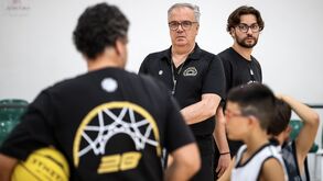Carlos Lisboa dá lições