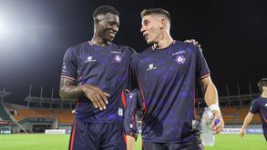Rafael Bandeira com Mender García, companheiro de equipa no Chungbuk Cheongju FC