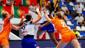 Seleção feminina sub-18 vence Uzbequistão na President's Cup do Mundial 