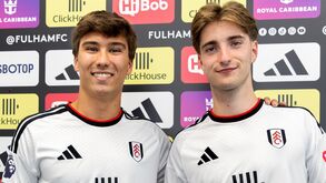 Gonzalo García e César Palacios apresentados no Fulham