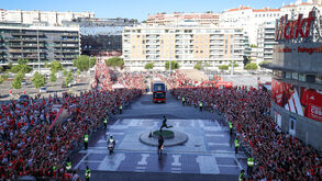 Benfica anunciou que irá abrir a fan zone do Estádio da Luz no domingo