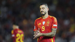 Joselu terminou o contrato com o Al-Gharafa do Qatar