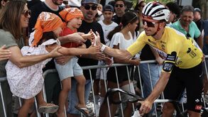 Rui Oliveira sobe à Torre de amarelo