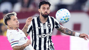Botafogo de Franclim Carvalho empata 1-1 na receção ao Fluminense