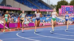 Arialis Gandulla, à esquerda, nos Europeus de atletismo em Birmingham