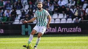 Estoril avança para a contratação de Xavi Sintes