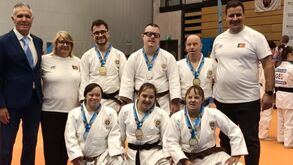 Atletas portugueses vencedores de medalhas em JuDown, na Suécia