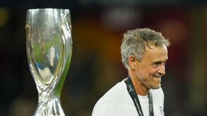 Luis Enrique feliz por conquistar a Supertaça Europeia