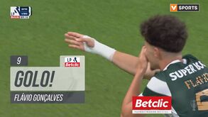 Flávio Gonçalves estreou-se assim a marcar pela equipa principal do Sporting frente ao V. Guimarães