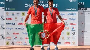 José Ricardo Nunes e João Ferreira com as medalhas de bronze do Mundial