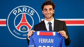 Ferran Torres reforça PSG