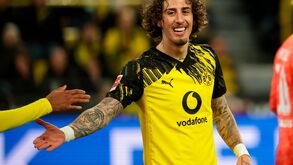Silva em ação pelo Dortmund
