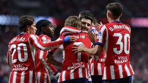 Álex Baena e Kang-In Lee marcam na estreia pelo Atlético Madrid