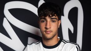 Oficial: Aymen Zouin chega ao Casa Pia por empréstimo do Parma