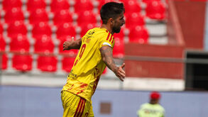 Rodrigo Pinho bisou e foi eleito o homem do jogo