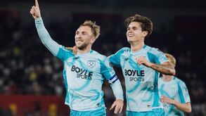 O capitão do West Ham, Jarrod Bowen, celebra golo frente ao Southampton