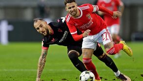 Gudelj na perseguição a Rafa