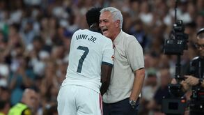 Mourinho e Vinícius num momento divertido