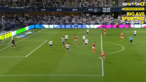 O golo de Prestianni frente ao Aarhus