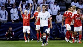 Benfica vence Aarhus na Dinamarca e confirma superioridade