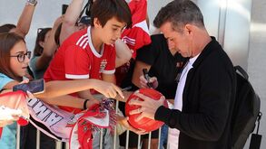 Dezenas de adeptos receberam equipa do Benfica em Beja