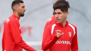 Fran Navarro não sai do radar do Sevilha
