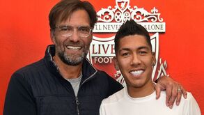 Na chegada de Firmino