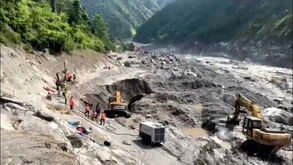 Equipas de resgate continuam buscas por sobreviventes em túneis de centrais hidroelétricas no Nepal