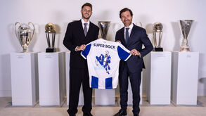 Santiago GIménez e Villas-Boas