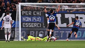 Ederson celebra golo no jogo entre Atalanta e Bolonha