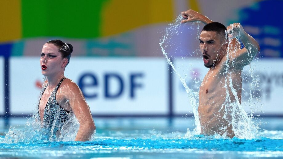 Dupla lusa em Paris