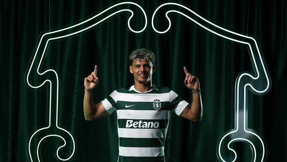 Maxi Araújo feliz com renovação até 2030 com o Sporting CP