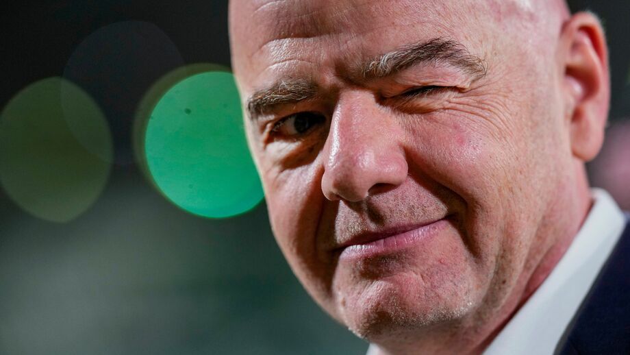 Gianni Infantino em posição delicada na FIFA
