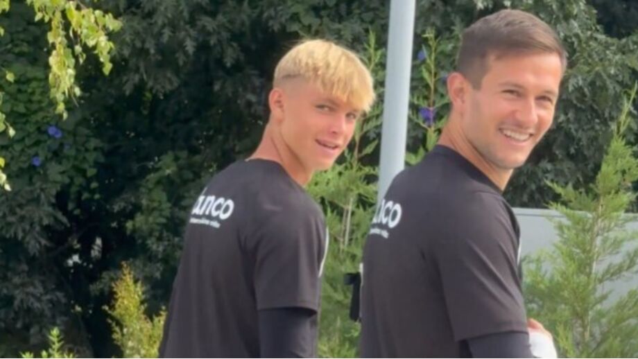 Tiago Sá e Lukas Pelegrin na chegada ao treino