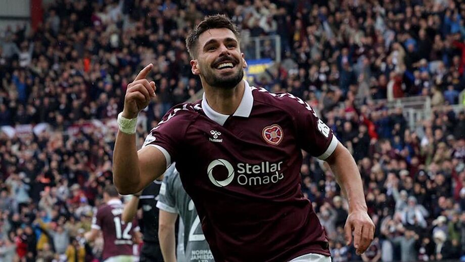 Cláudio Braga é fenómeno no Hearts