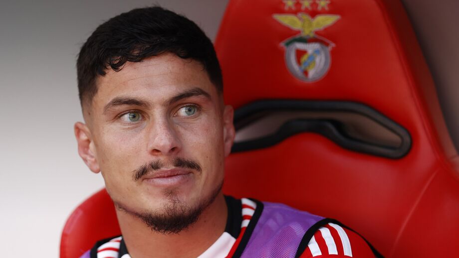 Ivanovic de saída para o Lens