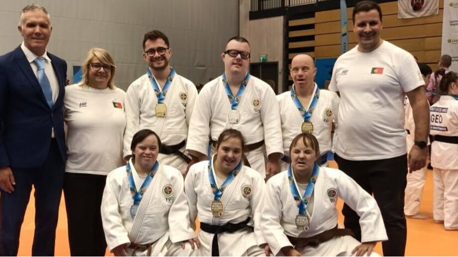 Atletas portugueses vencedores de medalhas em JuDown, na Suécia