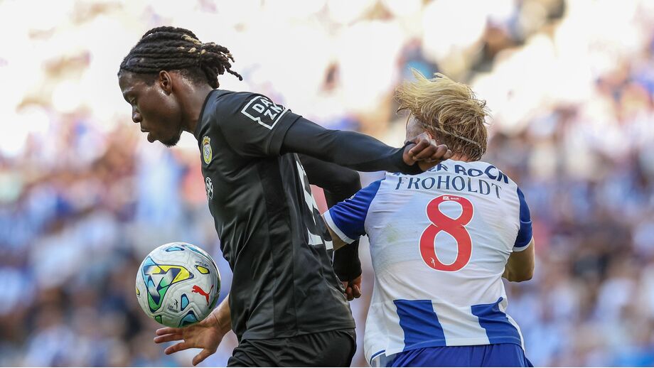 Meupiyou em ação contra o FC Porto