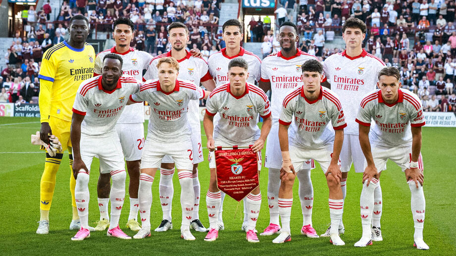 Benfica segue para o playoff da Liga Europa mas falha a 3.ª vitória consecutiva na UEFA