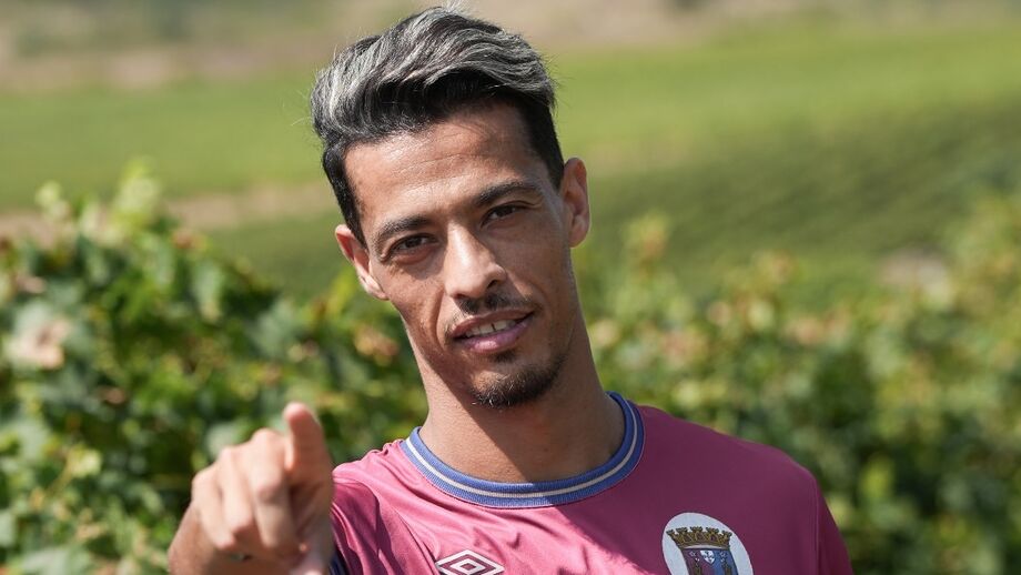 Amine já com as cores do Torreense