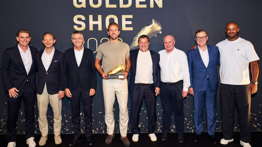 Harry Kane recebe a Bota de Ouro