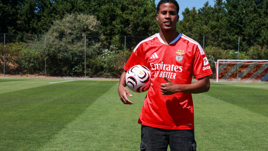 Alan Santos reforça Benfica
