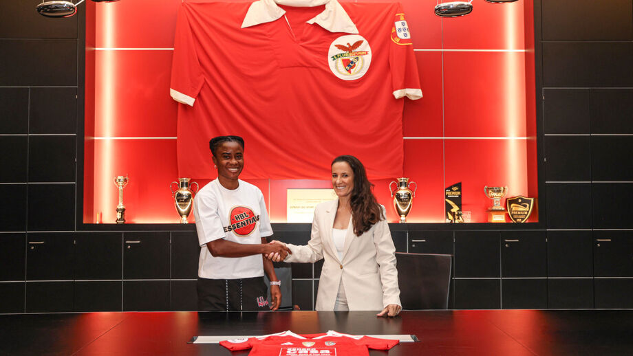 Demehin, com Mónica Jorge, reforça defesa do Benfica até 2029