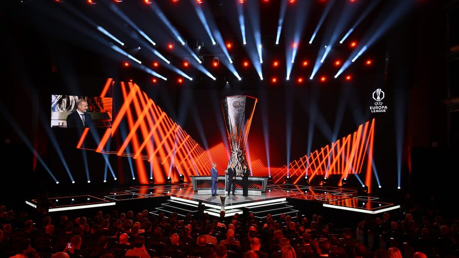 Benfica e Torreense na Liga Europa